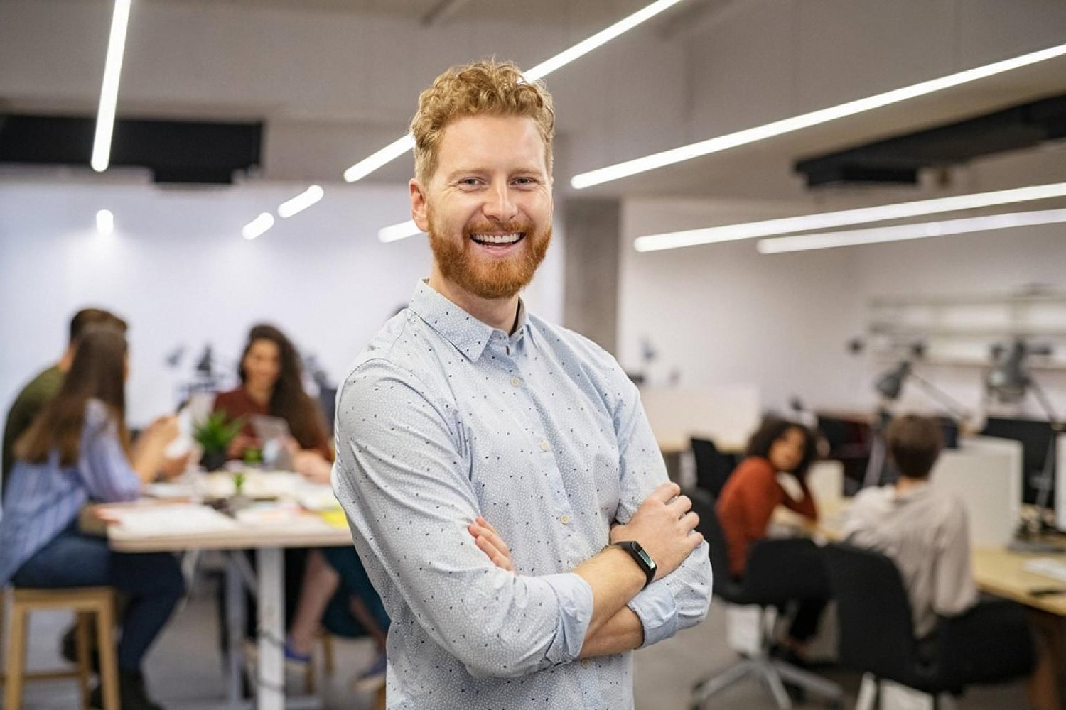 Procurement manager overseeing supplier risk management program